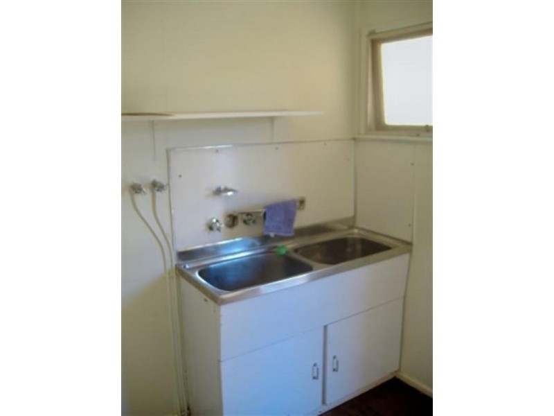 3 Augusta Street, Surat QLD 4417