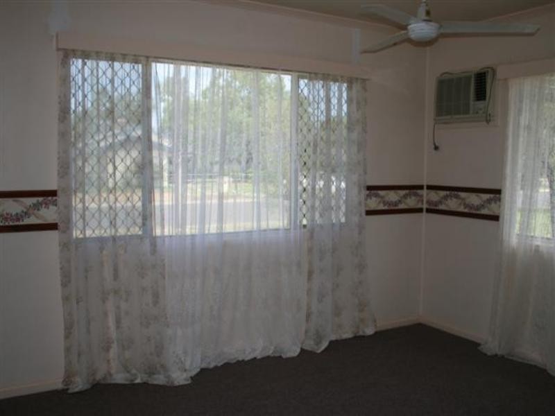 8 Borland Street, Roma QLD 4455
