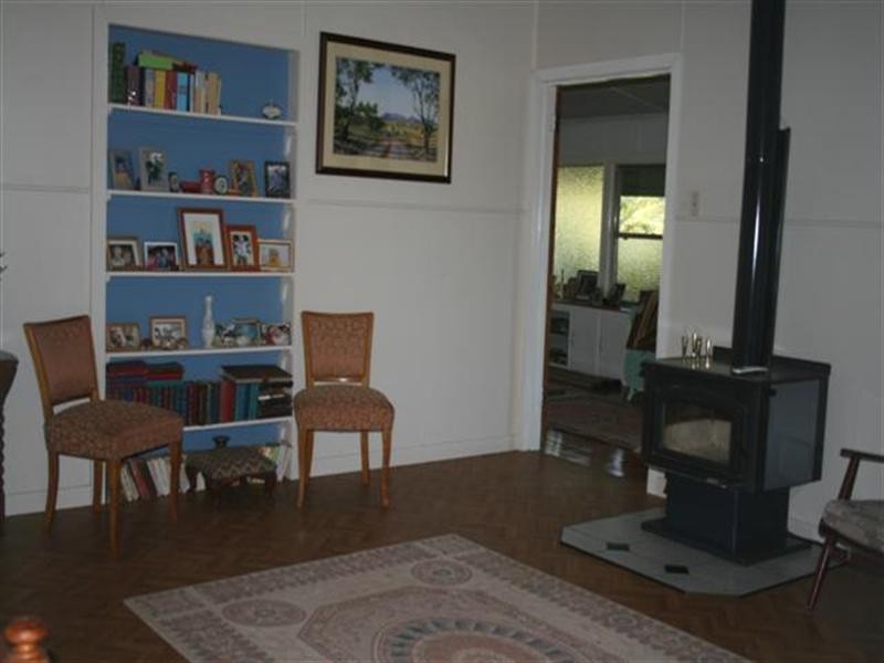 64 Roslyn Drive, Roma QLD 4455