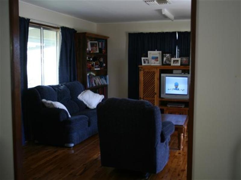 84 Bowen Street, Roma QLD 4455