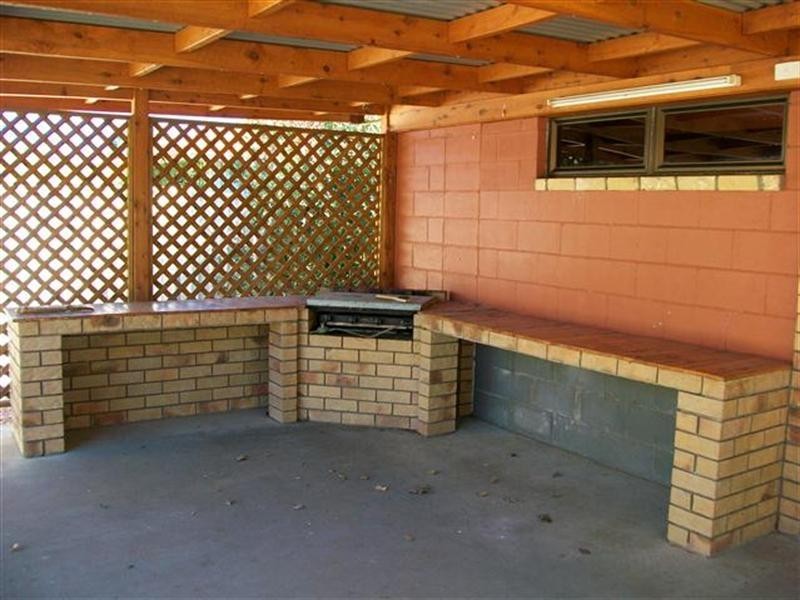 44 Taylor Street, Roma QLD 4455