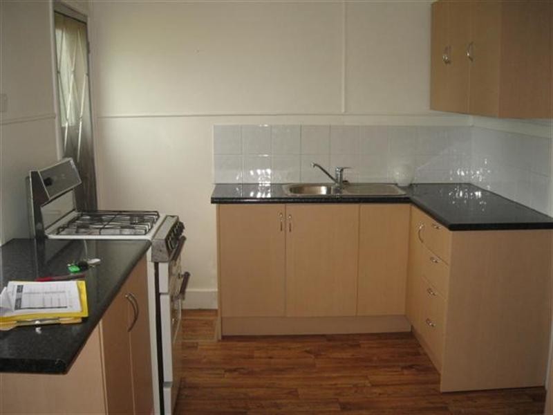 18 Hunter Street, Roma QLD 4455