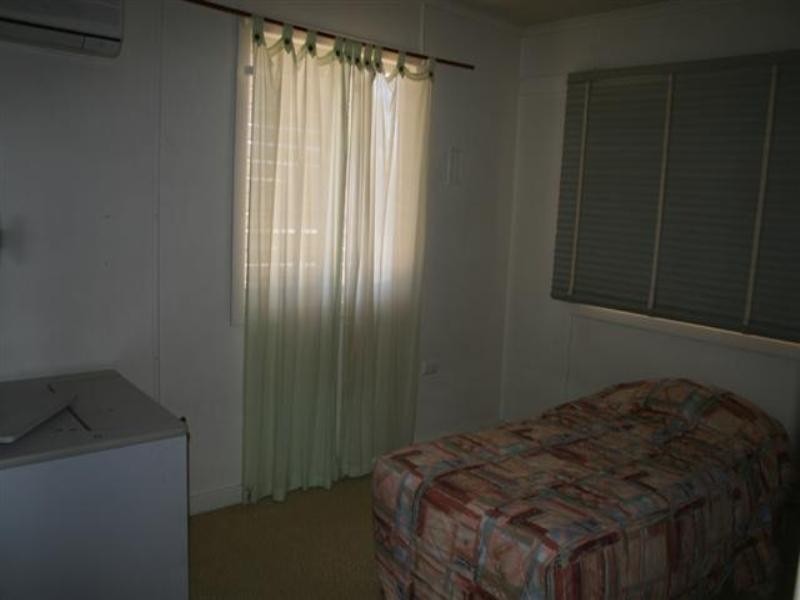 16 Mullavey Street, Roma QLD 4455