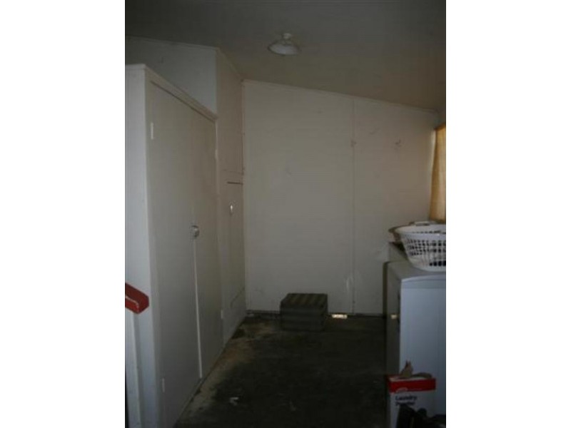 16 Mullavey Street, Roma QLD 4455