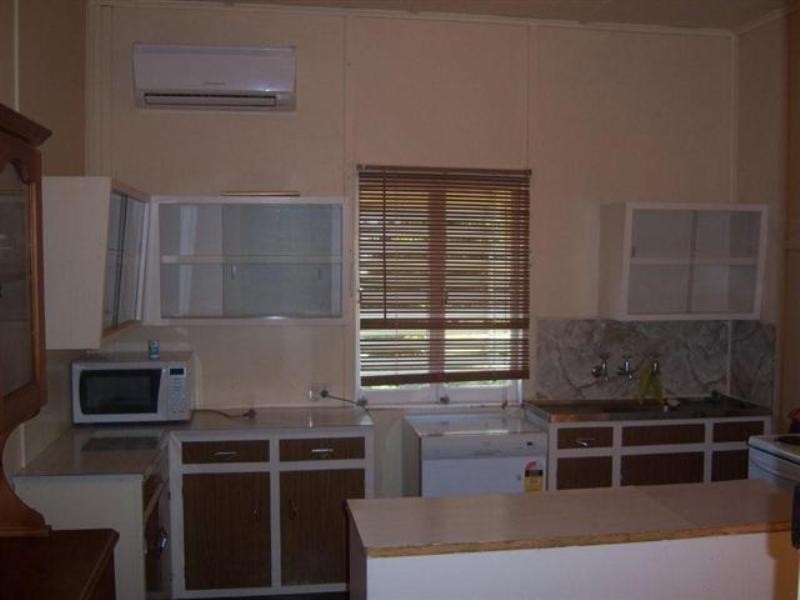 129 Miscamble Street, Roma QLD 4455