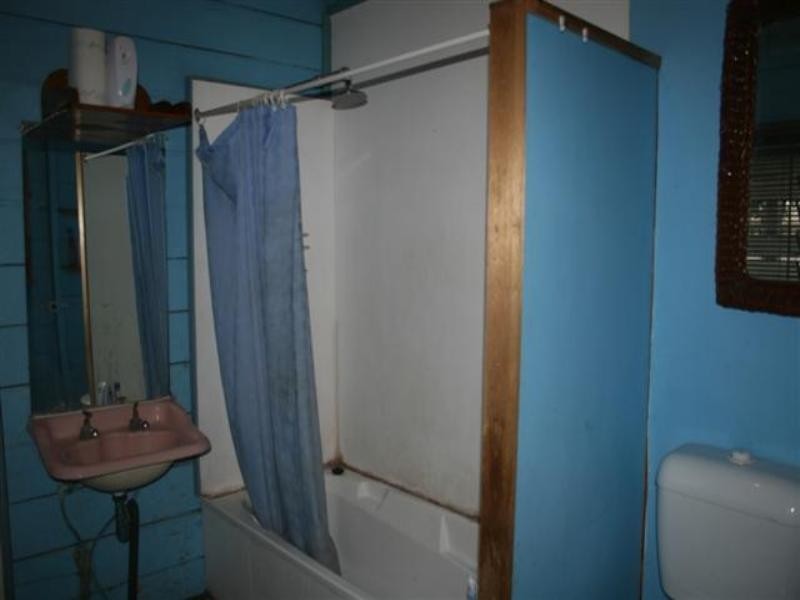 101 Charles Street, Roma QLD 4455