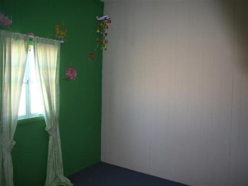 18 Bedwell St and 14 Banks Street, Yuleba QLD 4427