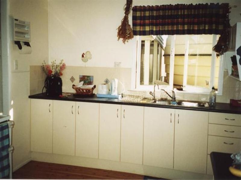 95 Raglan Street, Roma QLD 4455