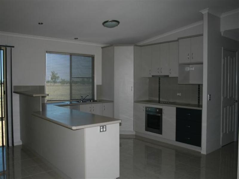 214 Bourne Drive, Roma QLD 4455
