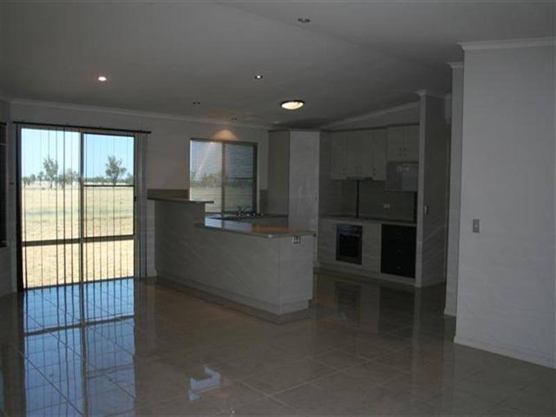 214 Bourne Drive, Roma QLD 4455