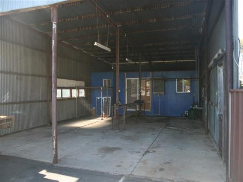 9 Hoffman Street, Roma QLD 4455