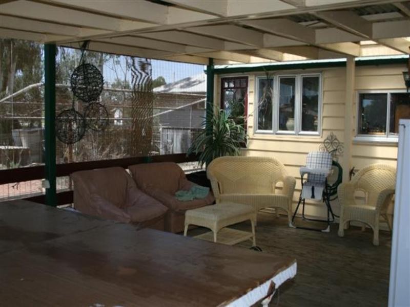 187 McDowall Street, Roma QLD 4455