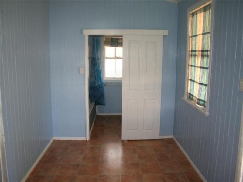 316 Edwardes Street, Roma QLD 4455