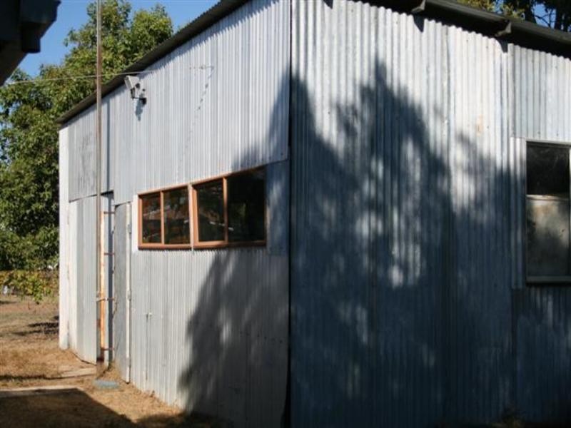 63 Gregory Street, Roma QLD 4455