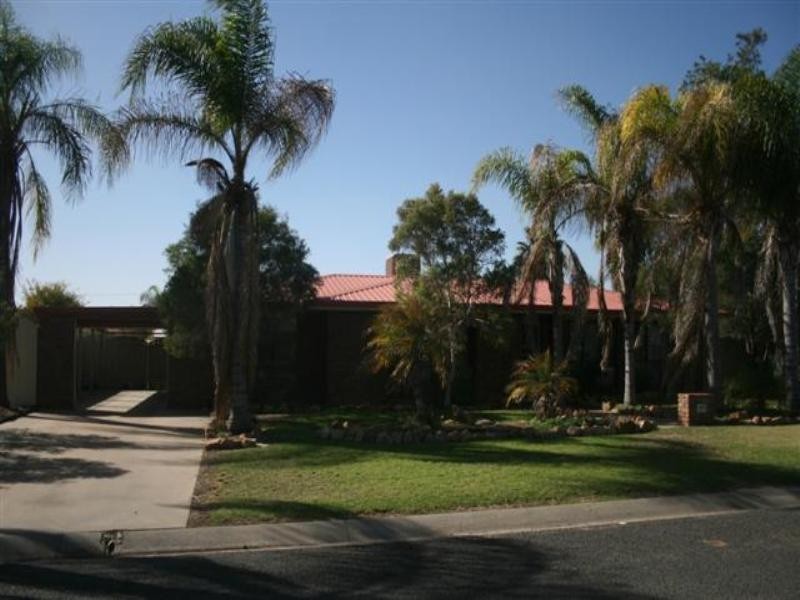 6 Madison Terrace, Roma QLD 4455