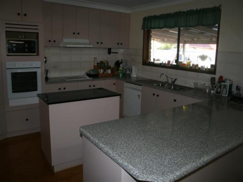 6 Madison Terrace, Roma QLD 4455