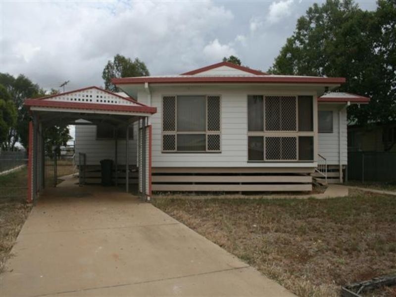 12 Alex Parade, Roma QLD 4455