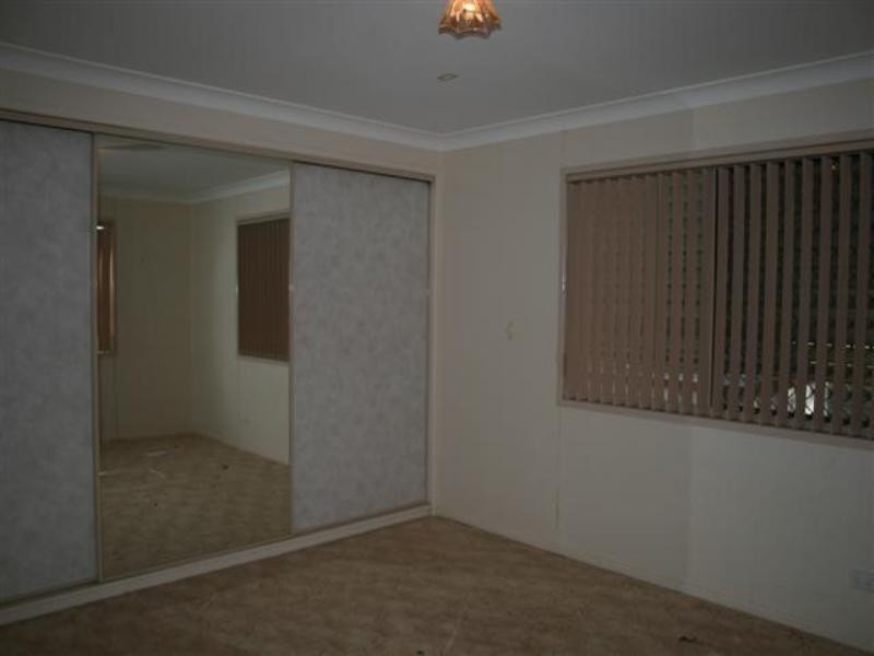 12 Alex Parade, Roma QLD 4455