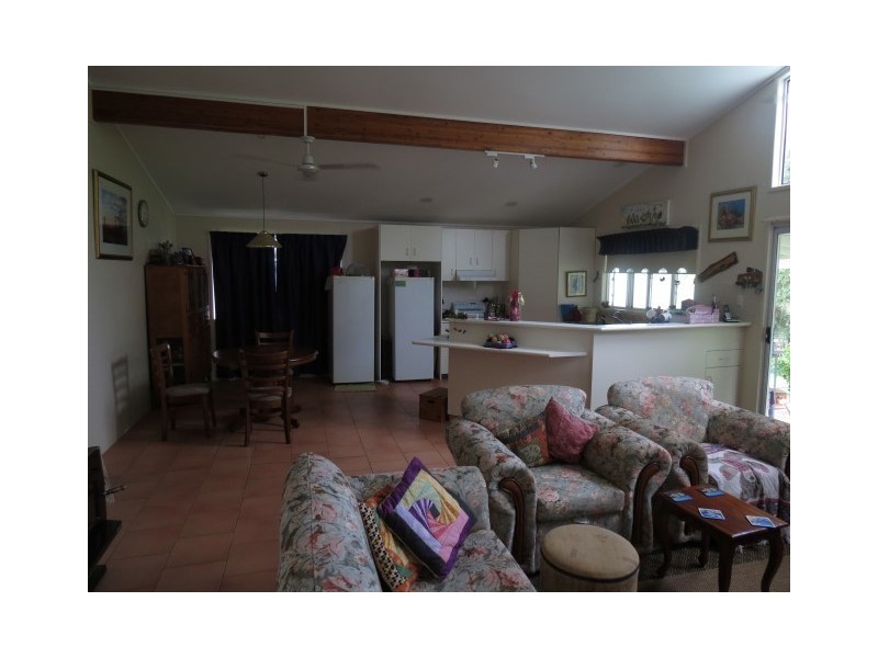 36 Elmer Street, Roma QLD 4455