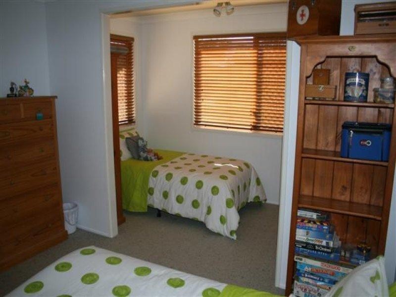 117 Currey Street, Roma QLD 4455