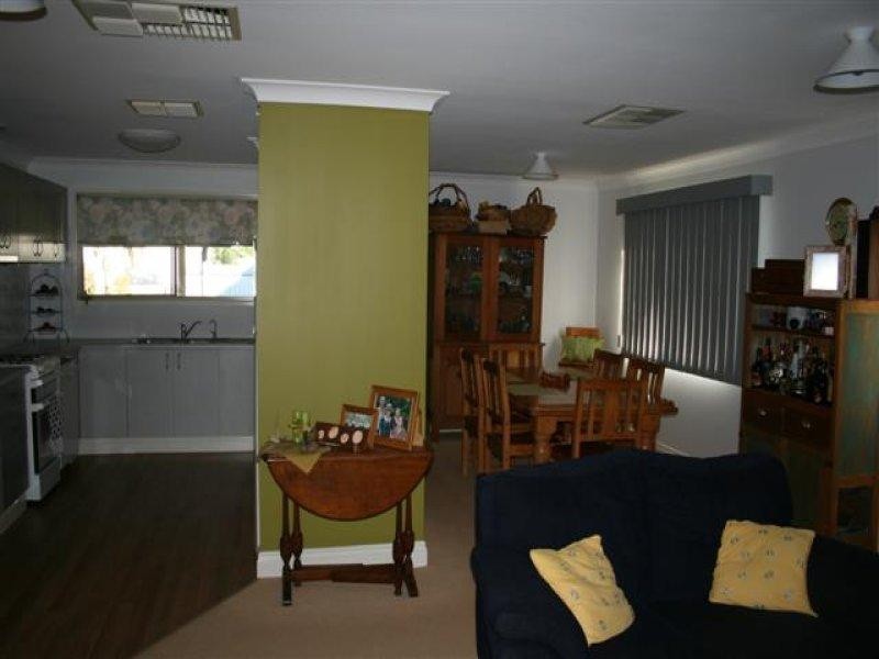 117 Currey Street, Roma QLD 4455