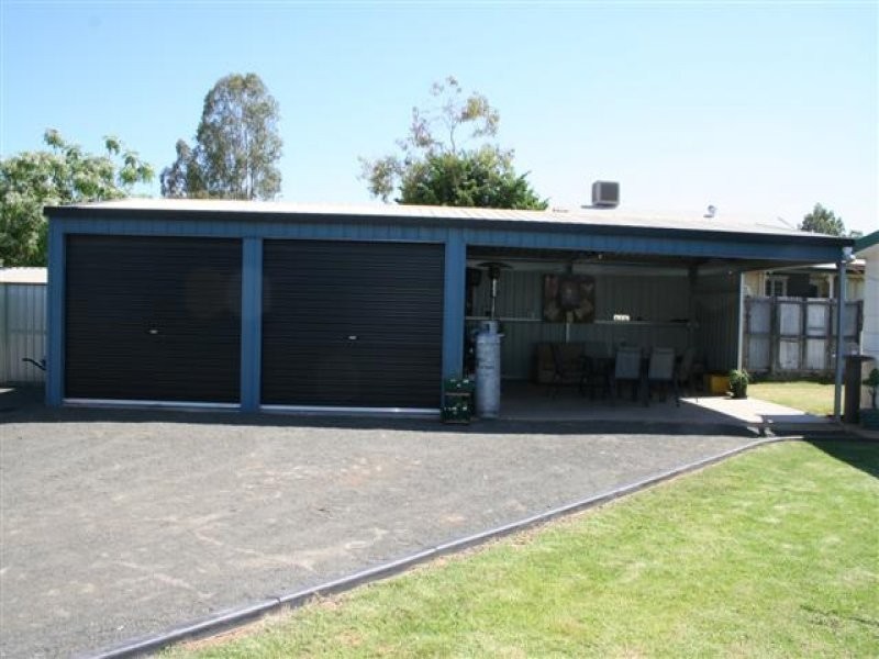 6 Mullavey Street, Roma QLD 4455