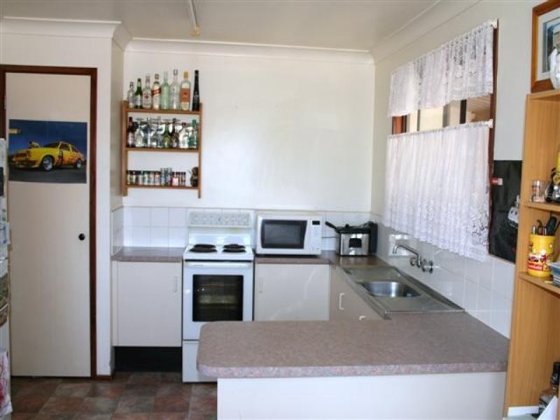 6 Mullavey Street, Roma QLD 4455