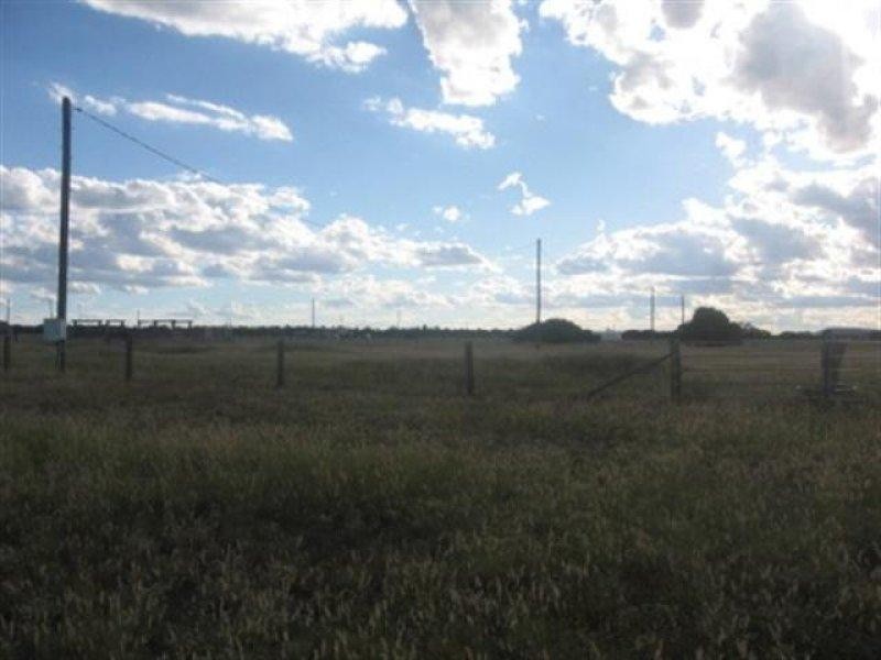 65 Bradshaw Lane, Taroom QLD 4420