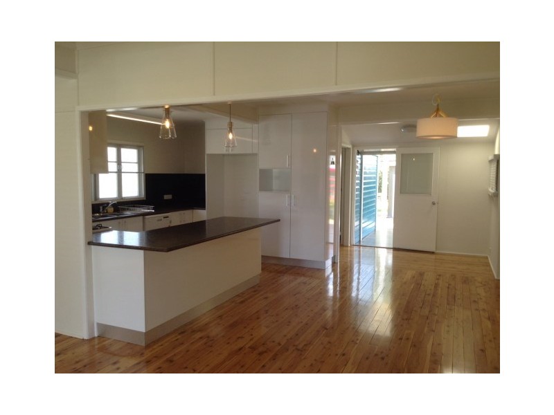 19 McEwan Street, Roma QLD 4455