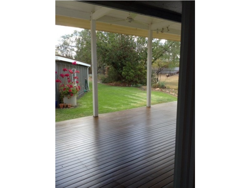 19 McEwan Street, Roma QLD 4455