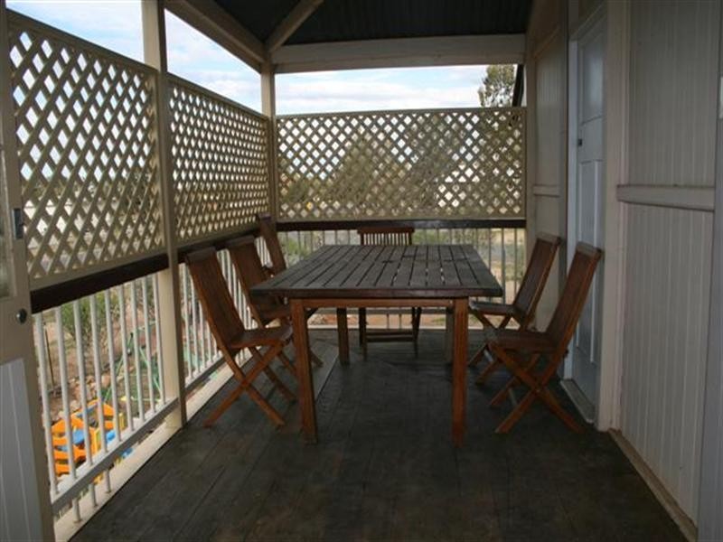 32 Queen Street, Roma QLD 4455