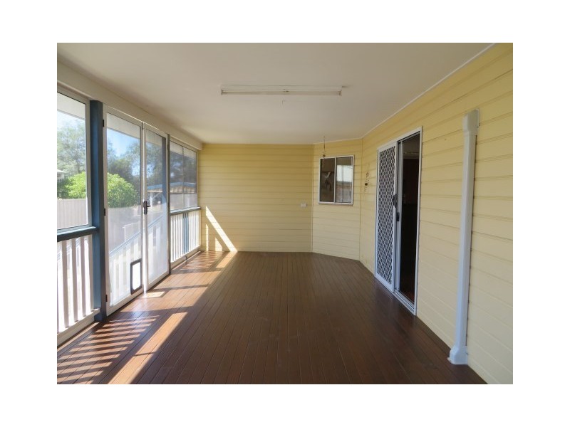 233 Edwardes Street, Roma QLD 4455