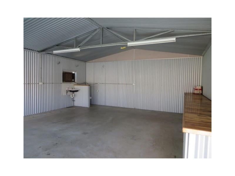 233 Edwardes Street, Roma QLD 4455