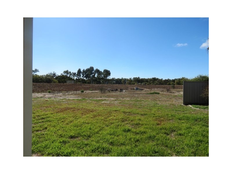 249 Northern Road, Roma QLD 4455