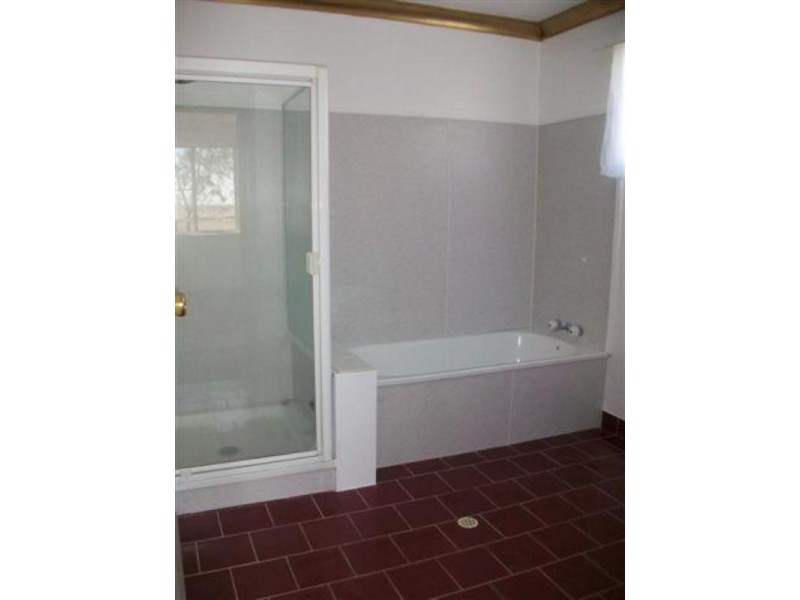 13 Karalee Court, Roma QLD 4455