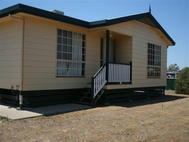 7 Bakerfinch Crescent, Roma QLD 4455