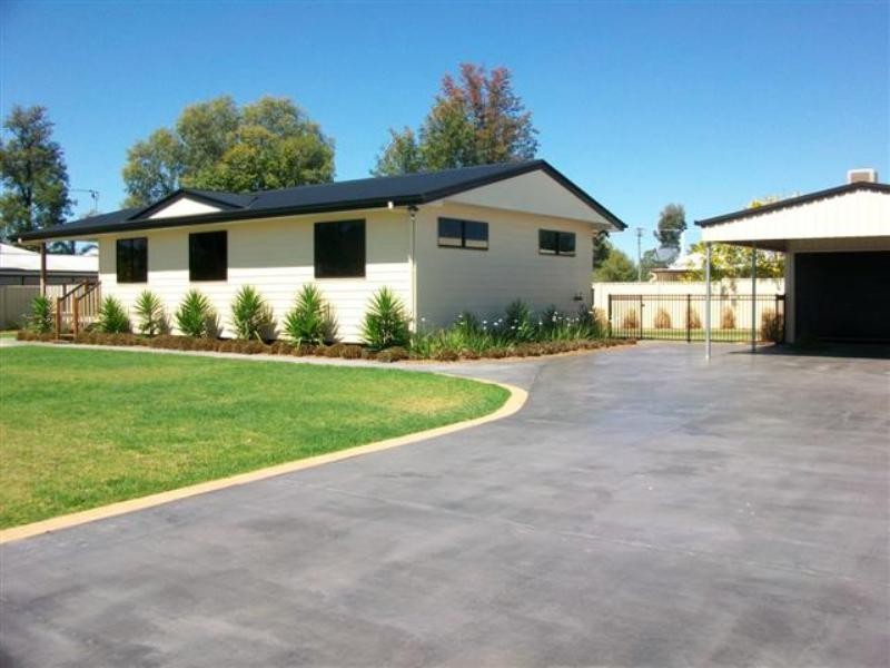 29 McEwan Street, Roma QLD 4455