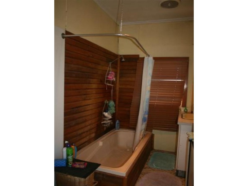 116 Wyndham Street, Roma QLD 4455