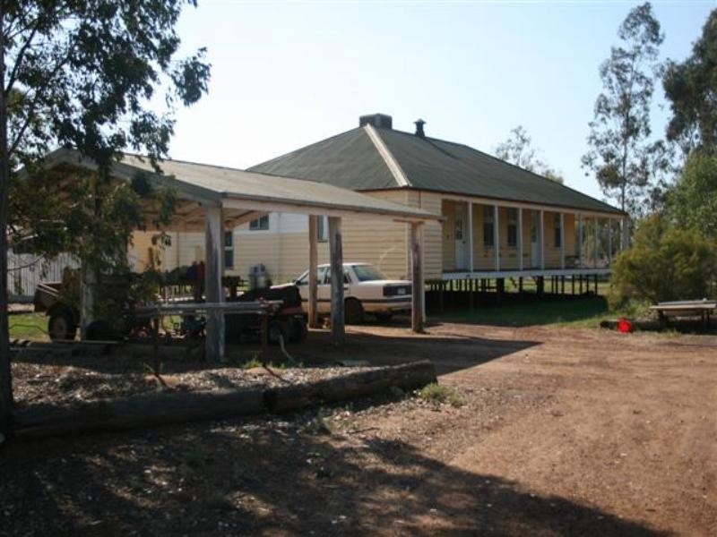 32 Clayton, Roma QLD 4455