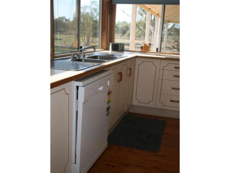 32 Clayton, Roma QLD 4455