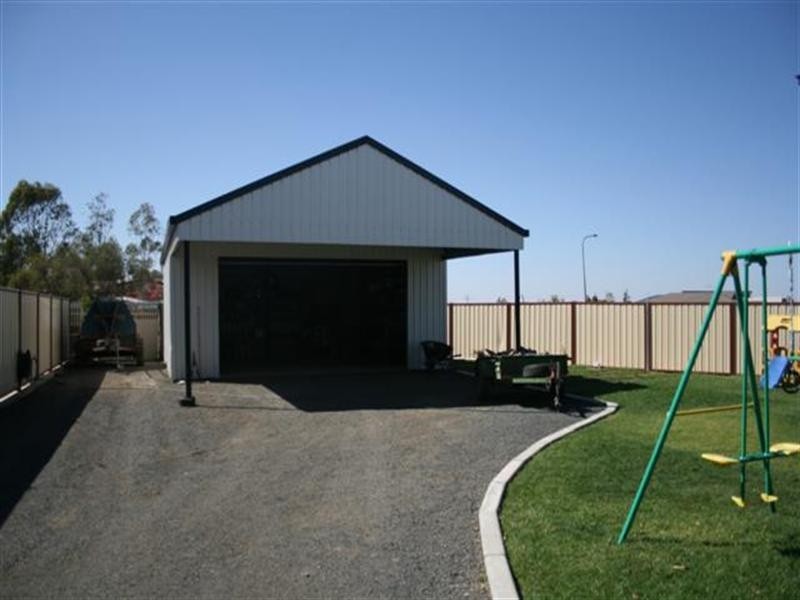 25 Karalee Court, Roma QLD 4455