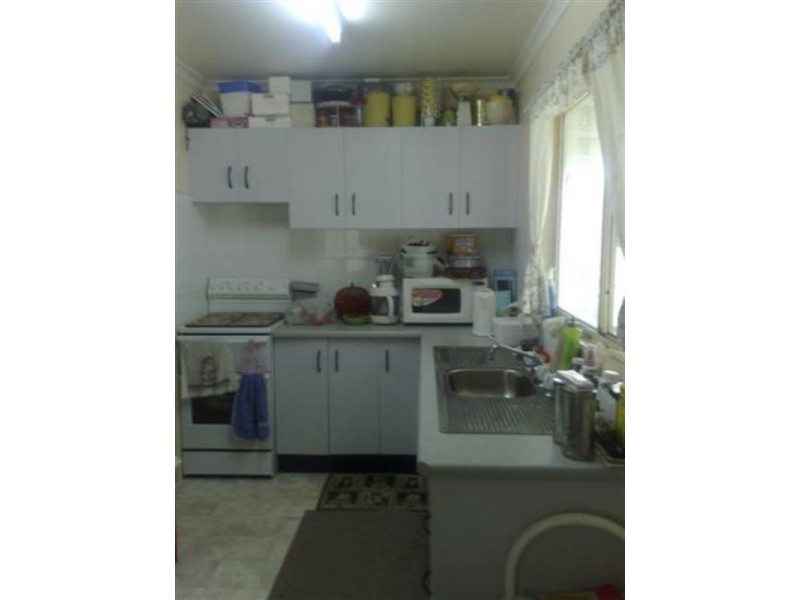 20 Alex Parade, Roma QLD 4455