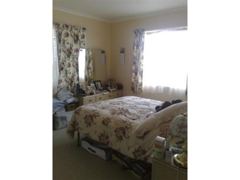 20 Alex Parade, Roma QLD 4455