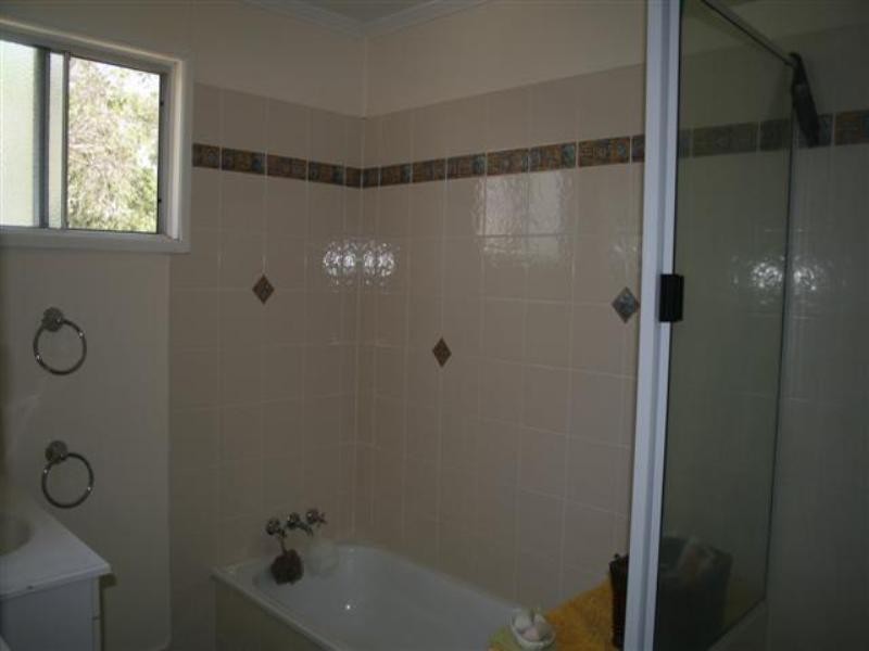 122 Northern Road, Roma QLD 4455