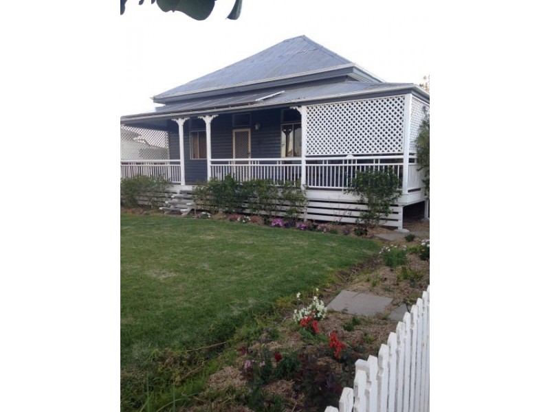 26 Chrystal Street, Roma QLD 4455