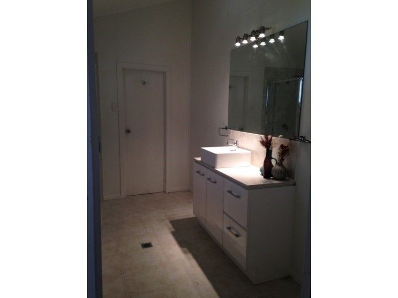 26 Chrystal Street, Roma QLD 4455