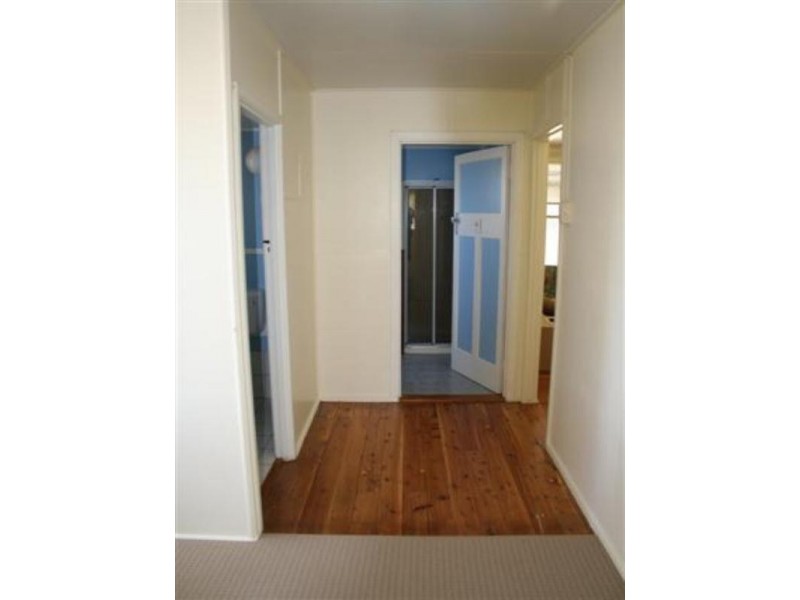 4 Hawthorne Street, Roma QLD 4455