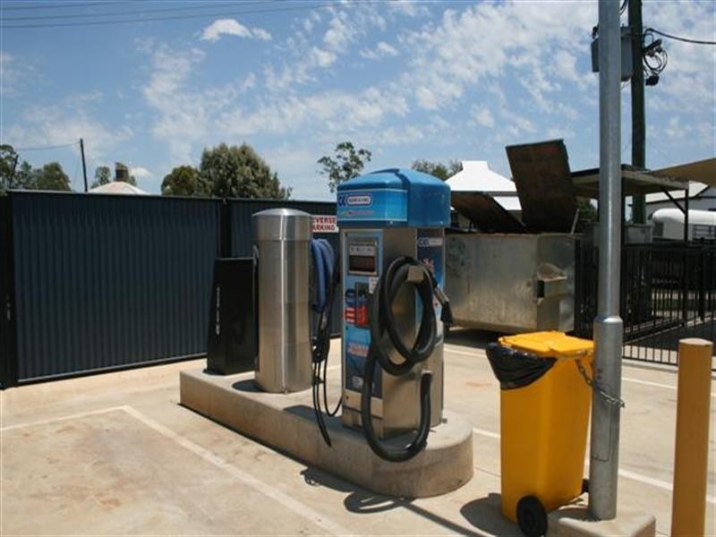 23 Quintin Street, Roma QLD 4455