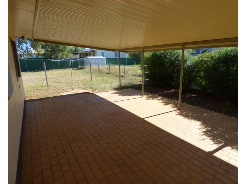 131 Quintin Street, Roma QLD 4455