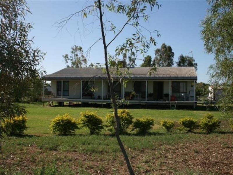 13 Beaumont Drive, Roma QLD 4455